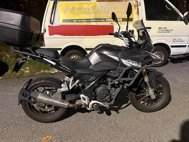 Benelli TRK 251 SE