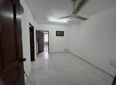 Flat For Rent in Setia Tropika,JHR