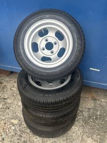 Like new Import BELGIUM sport rim 13” with tyre