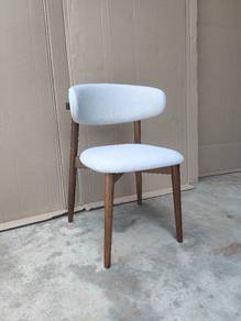 kerusi full kayu solid (fabric kain boleh request)