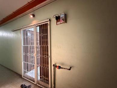 Condominium For Sale in Desa Daya