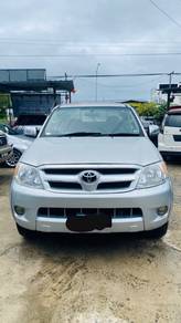 Toyota Hilux G in Kota Kinabalu, SBH