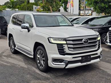 Toyota Land Cruiser 300 ZX in Petaling Jaya, SGR