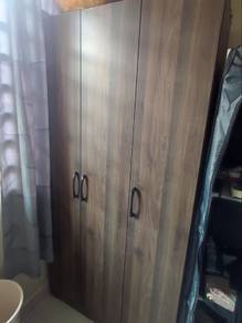 Wardrobe to give away