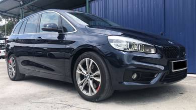 2015 BMW 220i 20i GRAN TOURER (LUXURY)