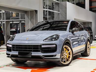 Porsche Cayenne BASE in Bandar Bukit Raja, SGR