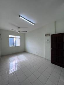 Apartment For Sale in Irama Villa