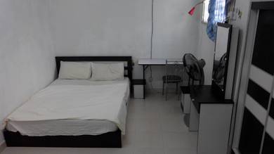 Room in Puchong, SGR