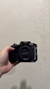 Camera Canon R50