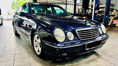 Mercedes Benz E240 240 AVANTGARDE (CBU) in Kota Damansara, SGR