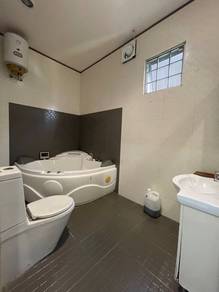 Semi-Detached House For Sale in Kuching,SWK