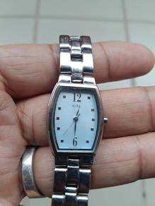 Alba Quartz for women