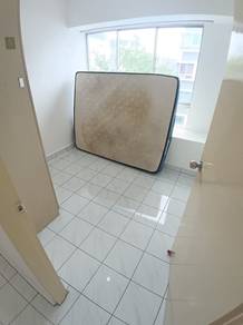Apartment For Sale in University Condo Apartments 2