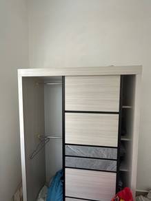 wardrobe second hand