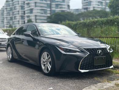Lexus IS 300 F-SPORT in Ara Damansara, SGR