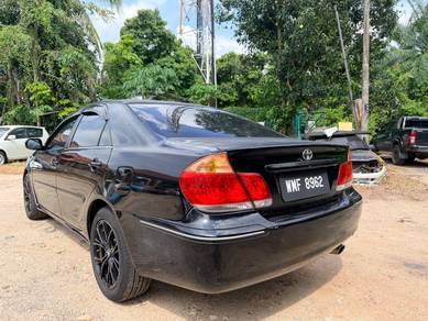 Toyota Camry E in Muar, JHR