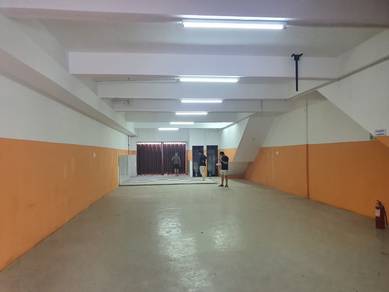 Shop lot For Rent in Seri Kembangan,SGR
