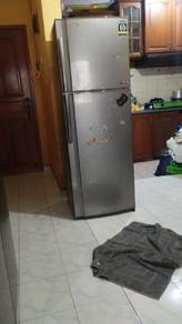 Peti Sejuk Sharp 312L