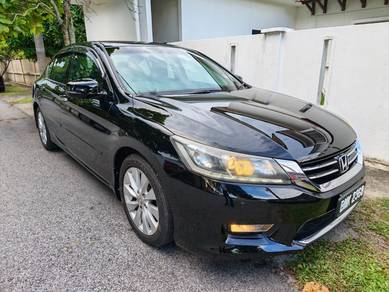 Honda Accord VTi-L in Puchong, SGR