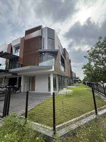 3-storey Terraced House For Sale in Puchong,SGR