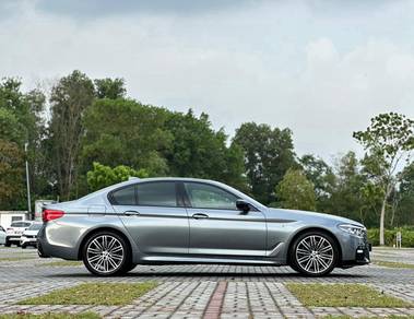 2018 BMW 530i 30i M-SPORT
