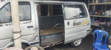 Nissan Vanette in Dungun, TRG