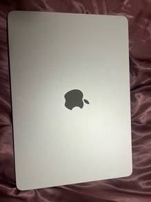 MacBook M4