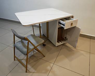 Foldable Dining Table