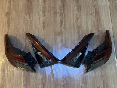 Honda Civic FE Lampu Belakang Set