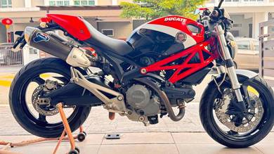 Ducati Monster 795