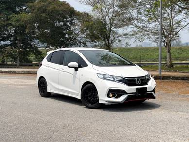 Honda Jazz E in Seri Kembangan, SGR