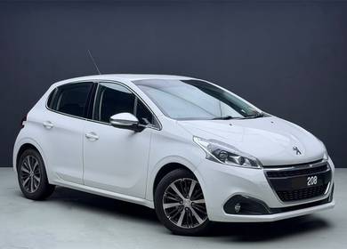 Peugeot 208 PURETECH in Cheras, KUL