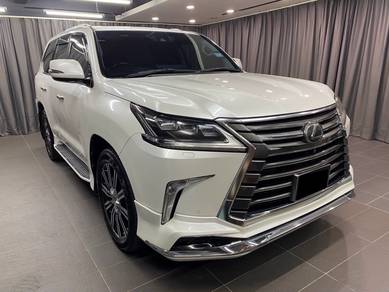 Lexus LX 570 in Petaling Jaya, SGR