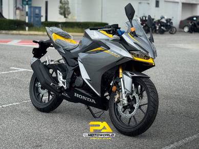 Honda CBR150R