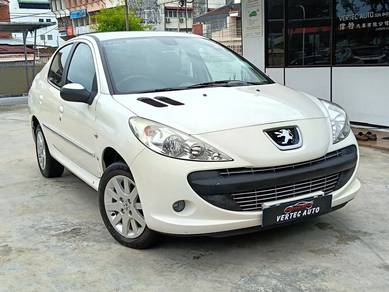 Peugeot 207 in Greenlane, PNG
