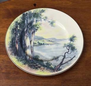 Royal doulton scene at lorne rack plate decor