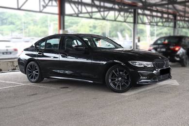 BMW 320i 20i SPORT in Puchong, KUL