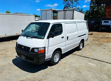 Toyota Hiace Panel Van Green Engine Power steering