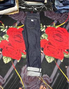 seluar jeans uniqo kepala kain saiz 33