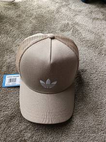 Original Adidas Curved Trucker Cap