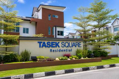 Semi-Detached House For Rent in Ipoh,PRK