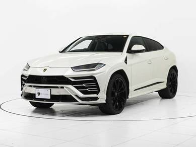 Lamborghini Urus in Jalan Kuching, KUL