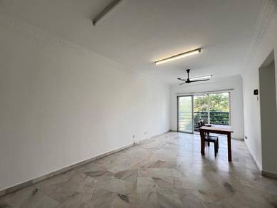 Apartment For Sale in Pangsapuri Seri Akasia , Puchong Prima