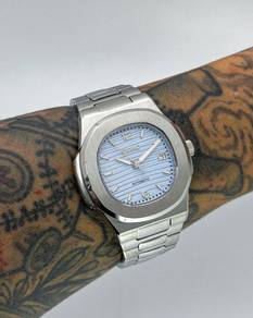 Custom Seiko Mod 40mm Sky Blue Naut