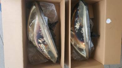 Nissan Almera Ori Front headlight