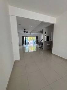 2.5-storey Terraced House For Rent in Shah Alam,SGR