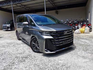 Toyota Vellfire Z PREMIER in Old Klang Road, KUL