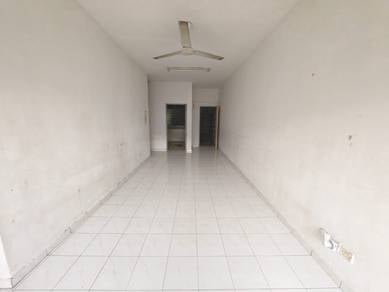 Condominium For Sale in Bukit Awana Condominium