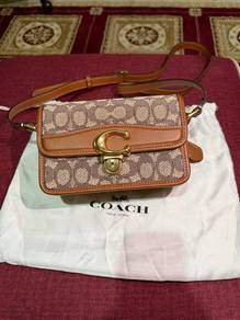 COACH Signature Jacquard (Size S)