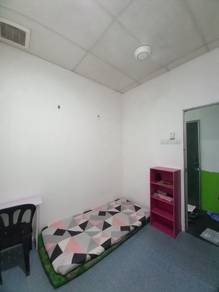 Room in Gelang Patah, JHR